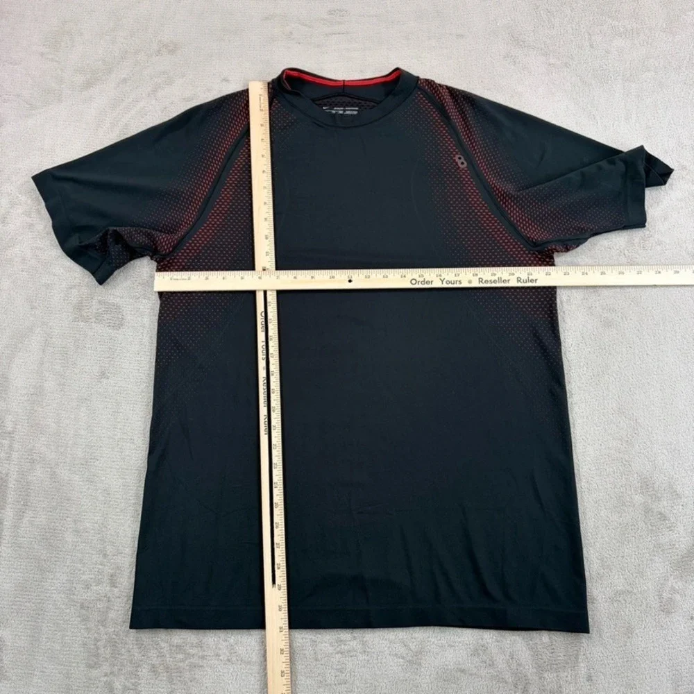 Nike Seamless Sans Couture Performance T Shirt in Black Red Dri Fit Men 2XL NWOT